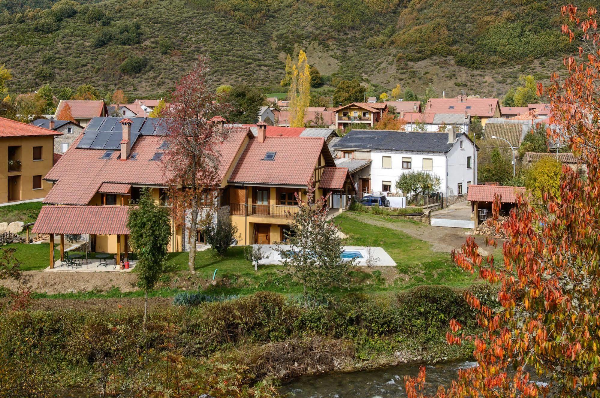 Pensjonat El Casar Del Puente Boca de Huérgano Zewnętrze zdjęcie