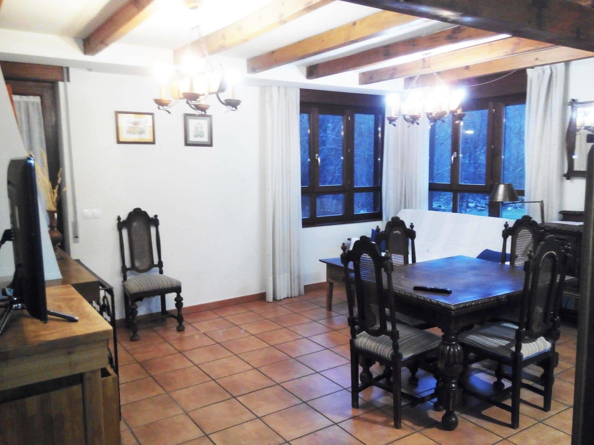 Pensjonat El Casar Del Puente Boca de Huérgano Zewnętrze zdjęcie