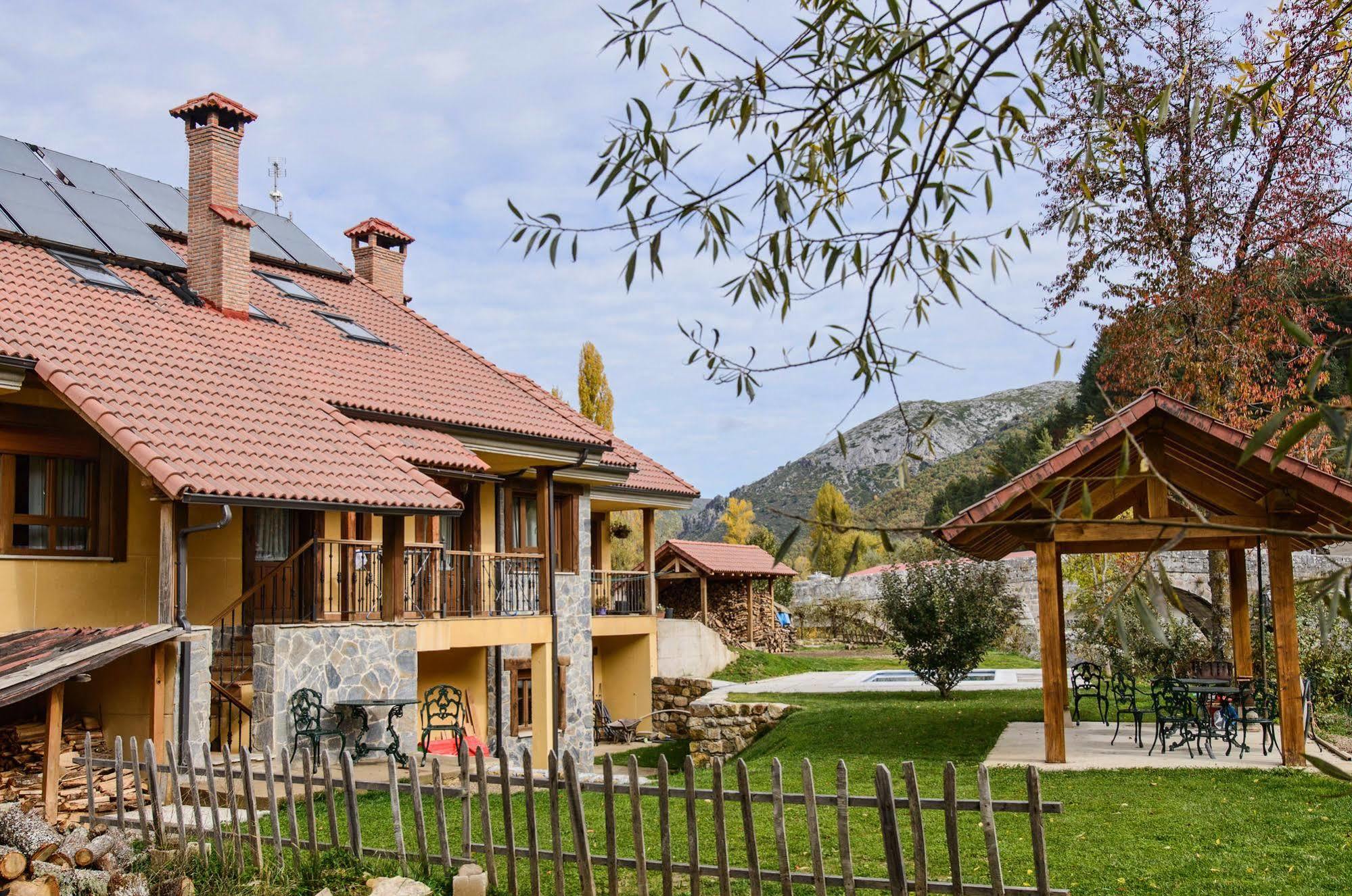 Pensjonat El Casar Del Puente Boca de Huérgano Zewnętrze zdjęcie